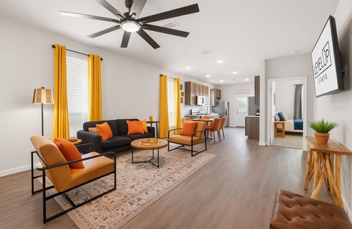 West San Antonio House | San Antonio Stay~Near Lackland~Sea World~Spacious