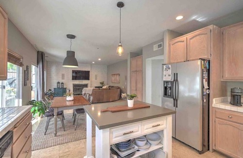 Spring Valley House | San Diego 3 BR Summer Vacation Home w/Backyard