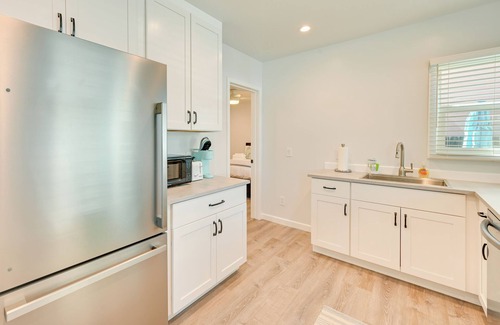 Roseville - Fleet Ridge Cottage | San Diego Cottage w/Private Patio: 2 Mi to Beach!