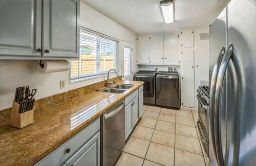 Clairemont House | San Diego Home - Mission Beach, Views & Relax!