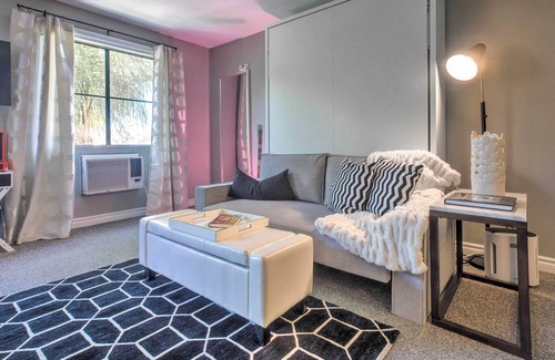 Hillcrest Condo | San Diego Studio w/ Rooftop Deck & Ideal Spot