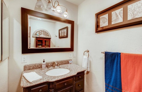Morena House | San Diego Villa private heated jacuzzi
