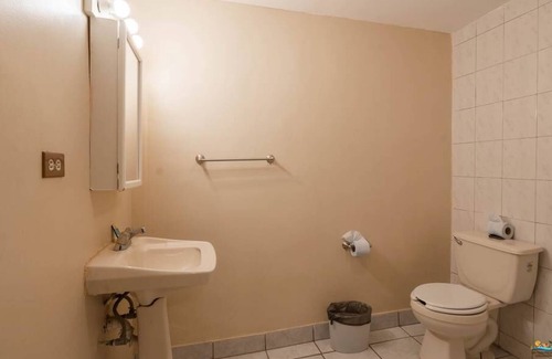Verdugo Condo | San Felipe downtown rental Condo - Steps to the Beach. Walk to Malecon