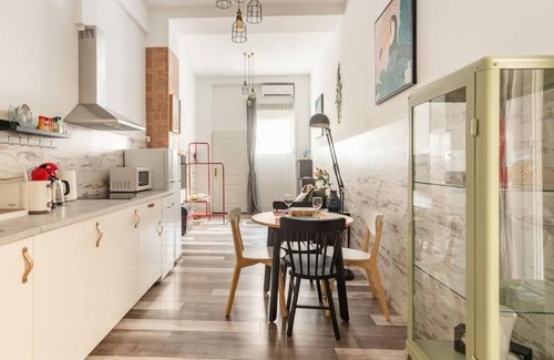 Alicante Apartment | San Fernando Garden