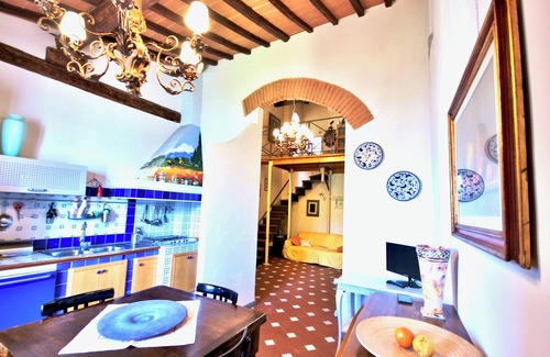 San Lorenzo Apartment | San Gallo - Typical spacious apartment in the historic centre