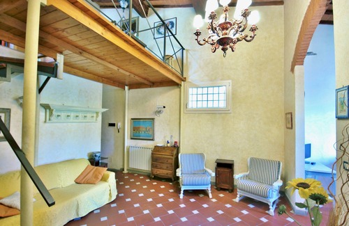San Lorenzo Apartment | San Gallo - Typical spacious apartment in the historic centre