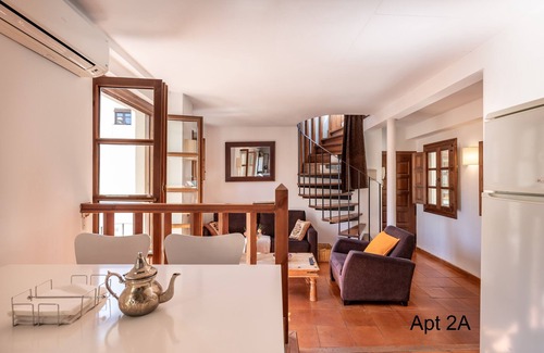 Albaicin Apartment | San José apt 2A con Terraza - Edificio Protegido en el Albaicin, muy Céntrico