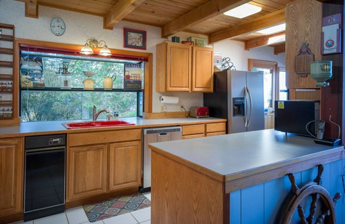 Friday Harbor House | San Juan Island, Washington Way Chalet #127