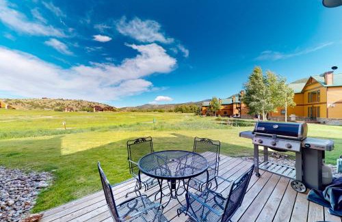 South Fork House | San Juan Siesta
