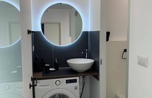 San Lorenzo Apartment | San Lorenzo Elegance Suites | just steps from the Colosseum