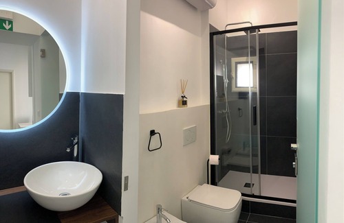 San Lorenzo Apartment | San Lorenzo Elegance Suites | just steps from the Colosseum