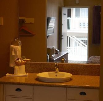 San Luis Obispo Hotel | San Luis Inn and Suites
