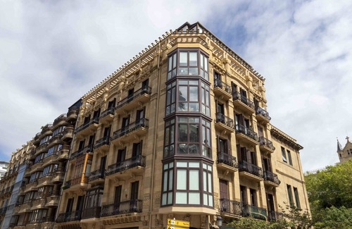 San Sebastian Centro Apartment | San Martin II | The Rentals Collection