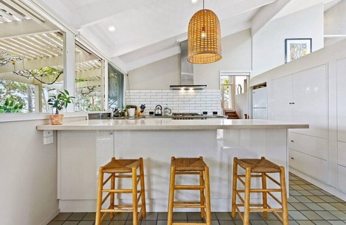 Dromana House | San Mateo | 11 Acre Oceanview Estate
