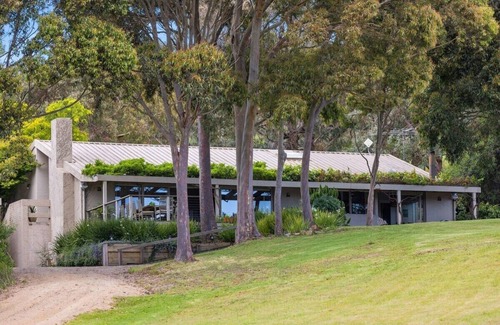 Dromana House | San Mateo | 11 Acre Oceanview Estate