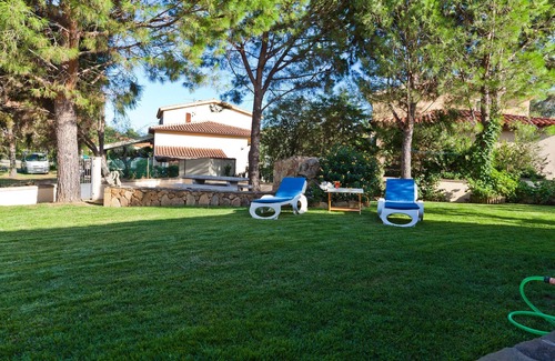 San Teodoro City Centre Apartment | San Teodoro: 4/6-paikkainen Huvila Lähellä La Cintan Rantaa