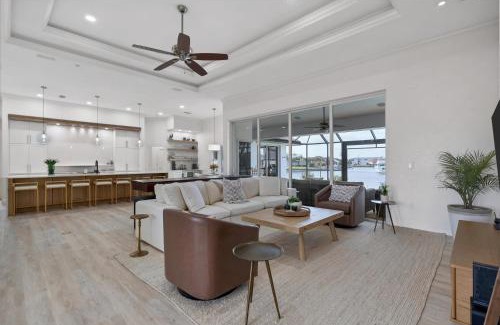 Punta Gorda House | SAN3337 Canalfront Vacation Pool Home