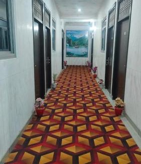 Lucknow Apartment | Sana Guest House