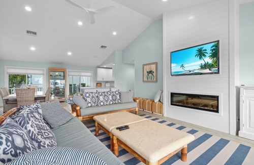 Sanibel House | Sancroft: Stunning Pool Home w Direct Water Access