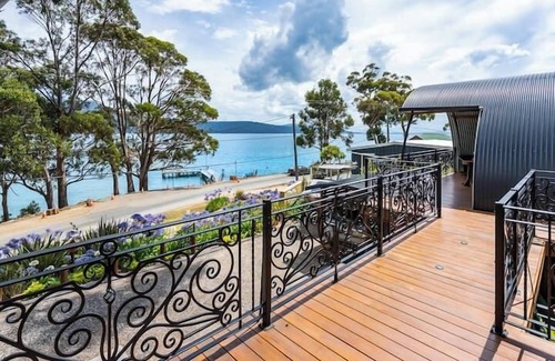 Adventure Bay House | Sanctuary Bruny Island - Dome 1