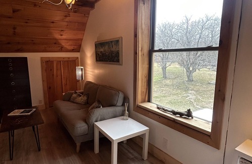 Bowdoin Apartment | Sanctuary In Gorgeous Natural Setting