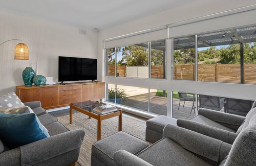 Port Willunga House | Sand and Sun ~ Port Willunga - Light & Airy Coastal Abode
