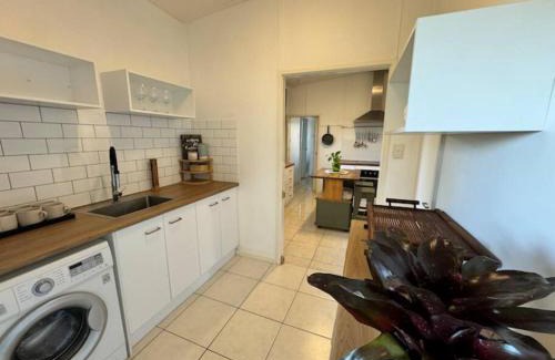 Golden Beach House | Sand Bars - Spacious, Beach, Pets