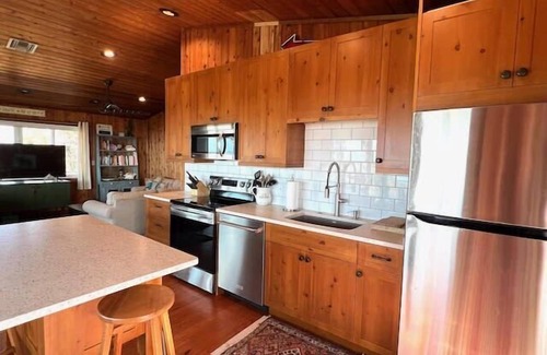 Placida Cottage | Sand Dollar Cottage: Cozy"Old-Florida" beachfront cottage with private dock!