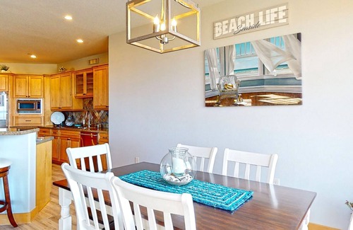 Seaside Condo | Sand Dollar Shores at Seaside Beach - Pet Friendly!