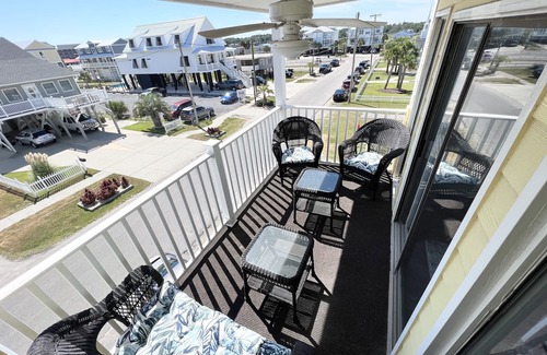 Garden City Condo | Sand In My Boots Condo Beach view, 3 bed, 1 bath