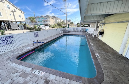 Garden City Condo | Sand In My Boots Condo Beach view, 3 bed, 1 bath