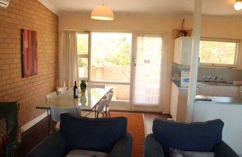 Guilderton House | Sand n Sun Beach House