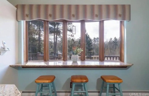 Rumely House | Sand River Retreat - Sauna, Sand River & Lake Superior
