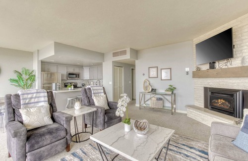 Seaside Condo | Sand & Sea (306) Sojourn - Oceanfront luxury