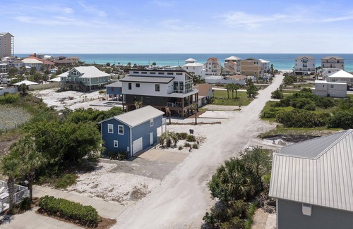 Tang-O-Mar House | Sand Wishes- Miramar Beach! Gulf View! Pet Friendly! Easy Walk to the Beach!