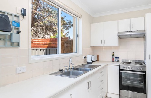 Anna Bay House | Sandcastles 11-23 Robinson St