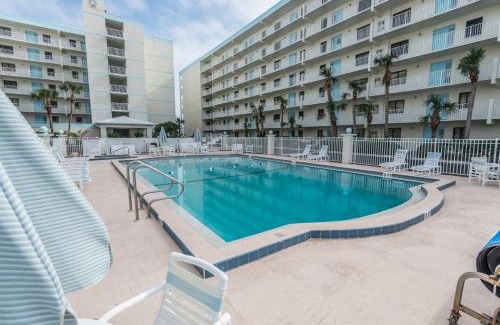 Cocoa Beach Apartment | Sandcastles 413