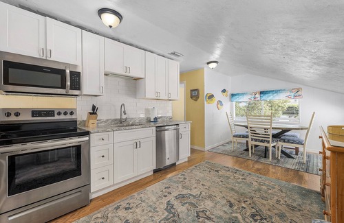 Sanibel House | Sandcastles and Starfish, #306