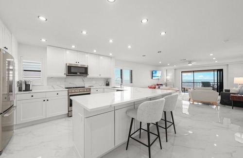 Sanibel Condo | Sanddollar #B301 is a 2/2 Beach Front Vacation Rental on Sanibel Island