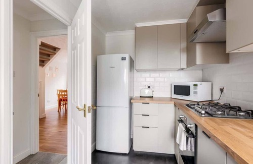Poole House | Sanderling - Close to Poole Quay and Baiter Park