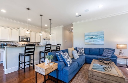 Sandestin House | Sandestin Golf 2 Golf Carts + Beach Gear Baytowne Wharf - License to Chill