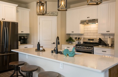 Bear Canyon Estates House | Sandia Velo- New Modern Farmhouse Style Home