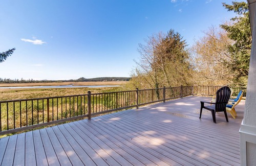 Cloverdale House | Sandlake Views #186 - Peaceful, secluded retreat. Pet friendly with views