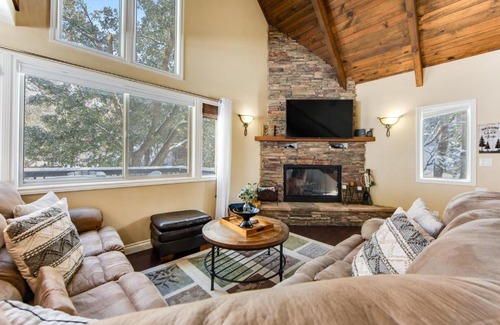 Lake Arrowhead House | Sandlewood Retreat