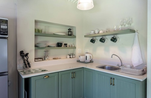 Rondebosch Bed & Breakfast | Sandown Lodge