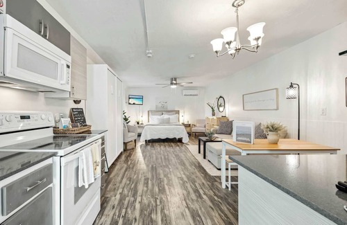 Satellite Beach Apartment | Sandpiper 𓇼 1BR/1BA Across From Beach!