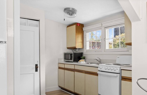 Traverse City Cabin | Sandpiper Cottage 3 S
