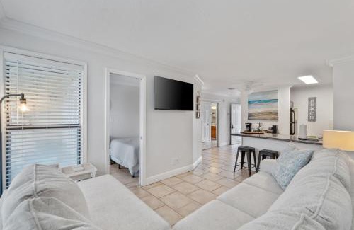 Holiday Isle House | Sandpiper Cove 8140 - 500 Feet to the Beach! Pool in the Back Yard!