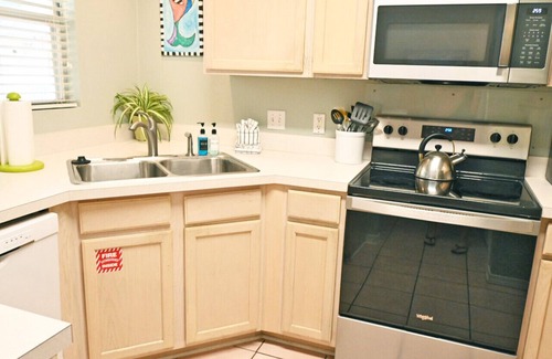 Holiday Isle Apartment | Sandpiper Cove Unit 9201 2 Bedroom 2 Bathroom In Beachwalk Destin, FL