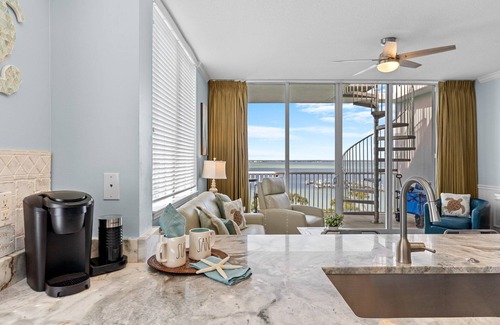 Destin Condo | Sandpiper PH-08 ~ Destin West End-Unit Penthouse ~ Lazy River ~ Amazing Views ~ Rooftop Grill